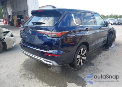 2025 Mitsubishi Outlander Se 2.5 2Wd z USA, uszkodzony, nr VIN JA4J3VA87SZ015679